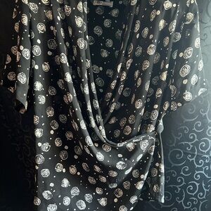 Vintage Beamer Black Floral Dot Wrap Top - White Rose Print S